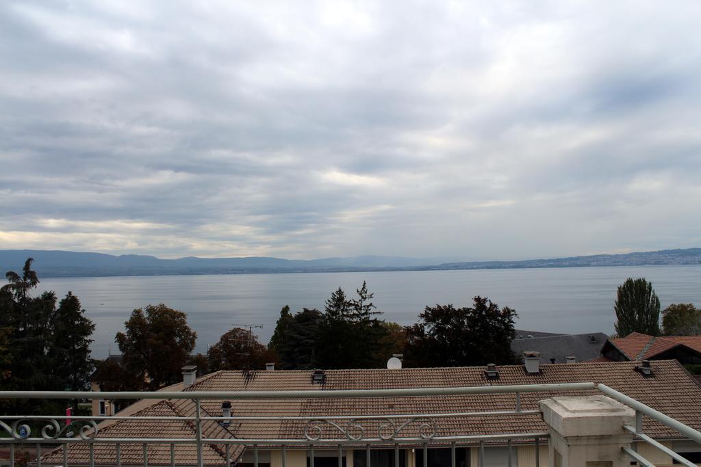 Hotel Evian Express - Terminus Eksteriør bilde